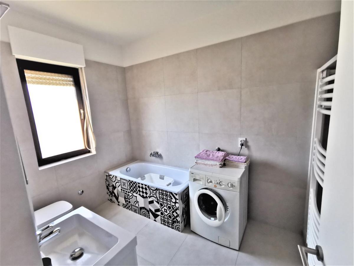 Guest House Ljubica 메덜린 외부 사진
