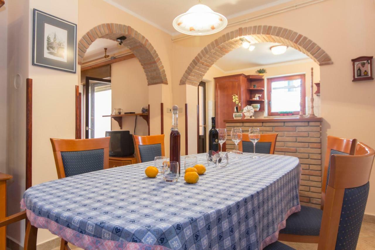 Guest House Ljubica 메덜린 외부 사진