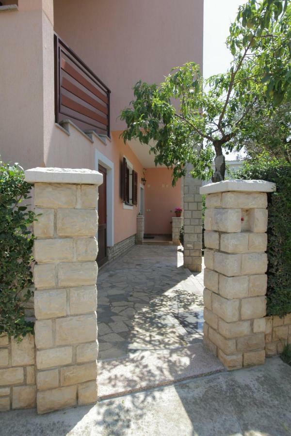 Guest House Ljubica 메덜린 외부 사진